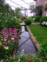 cottage-garden-stream-flowers